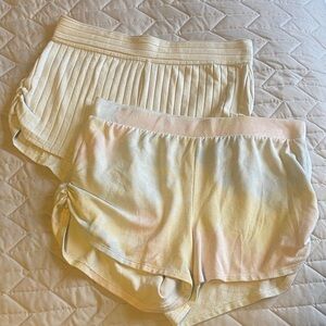 Gilly Hicks Light Yellow & Pastel Tie Dye Athletic Shorts Ruched Elastic Waist M